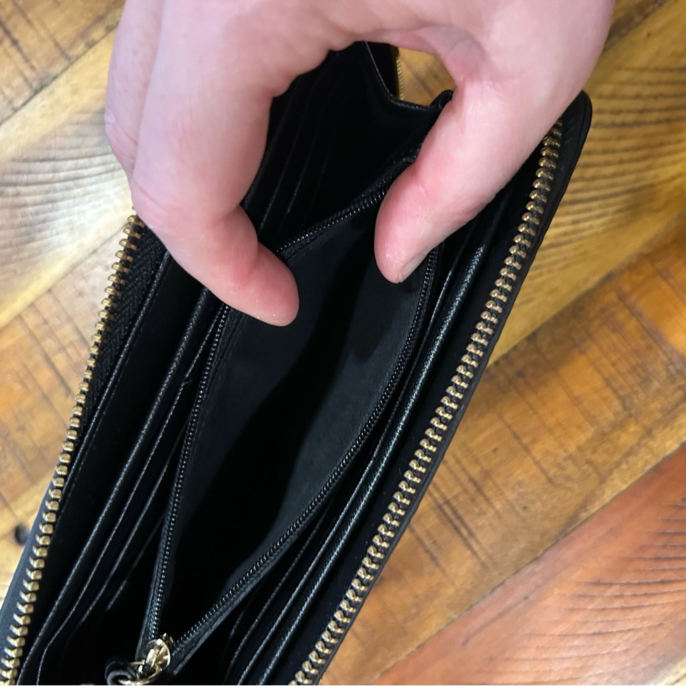 Fossil Wallet - Picture 5 of 6